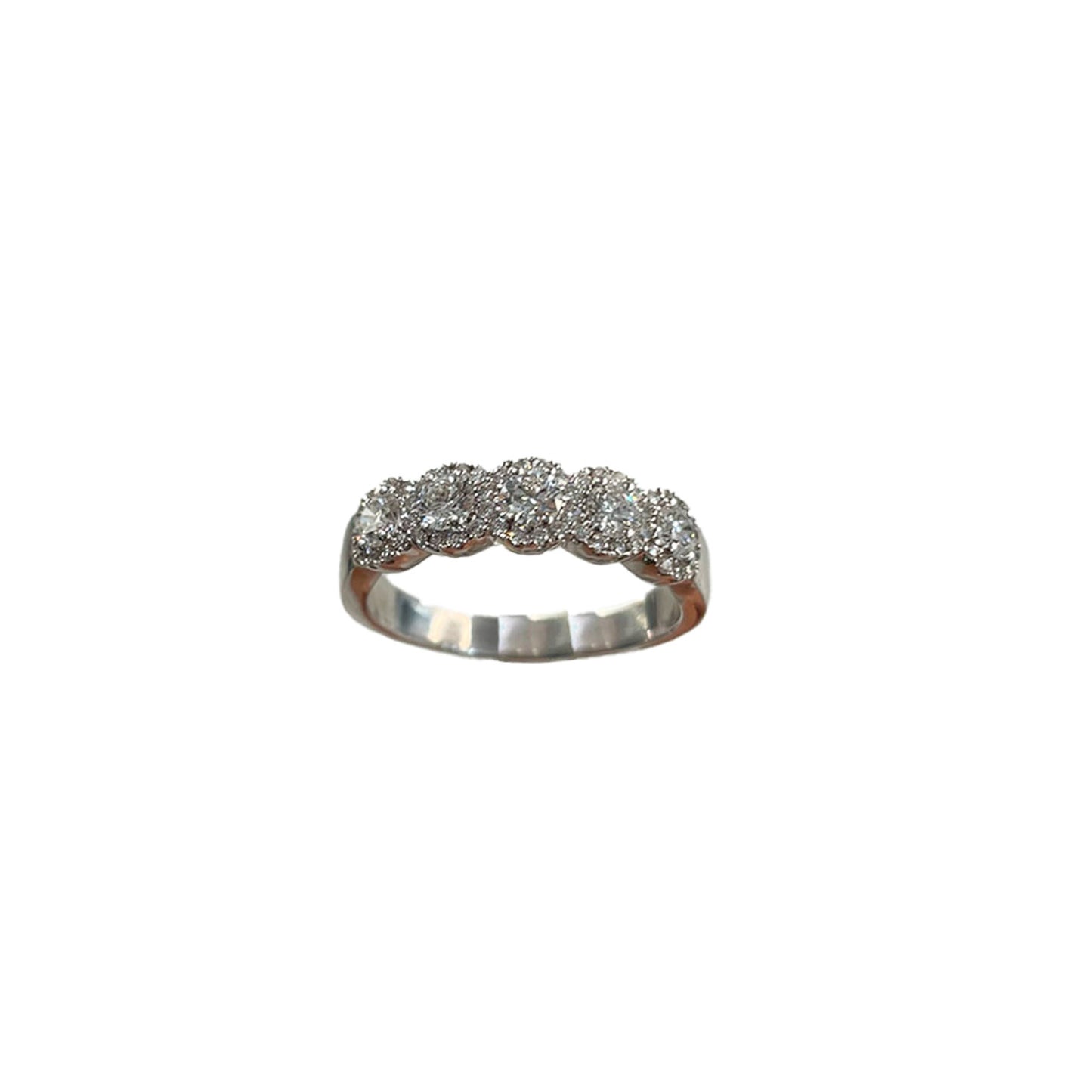 Halo Diamond Band - 1.07 CT